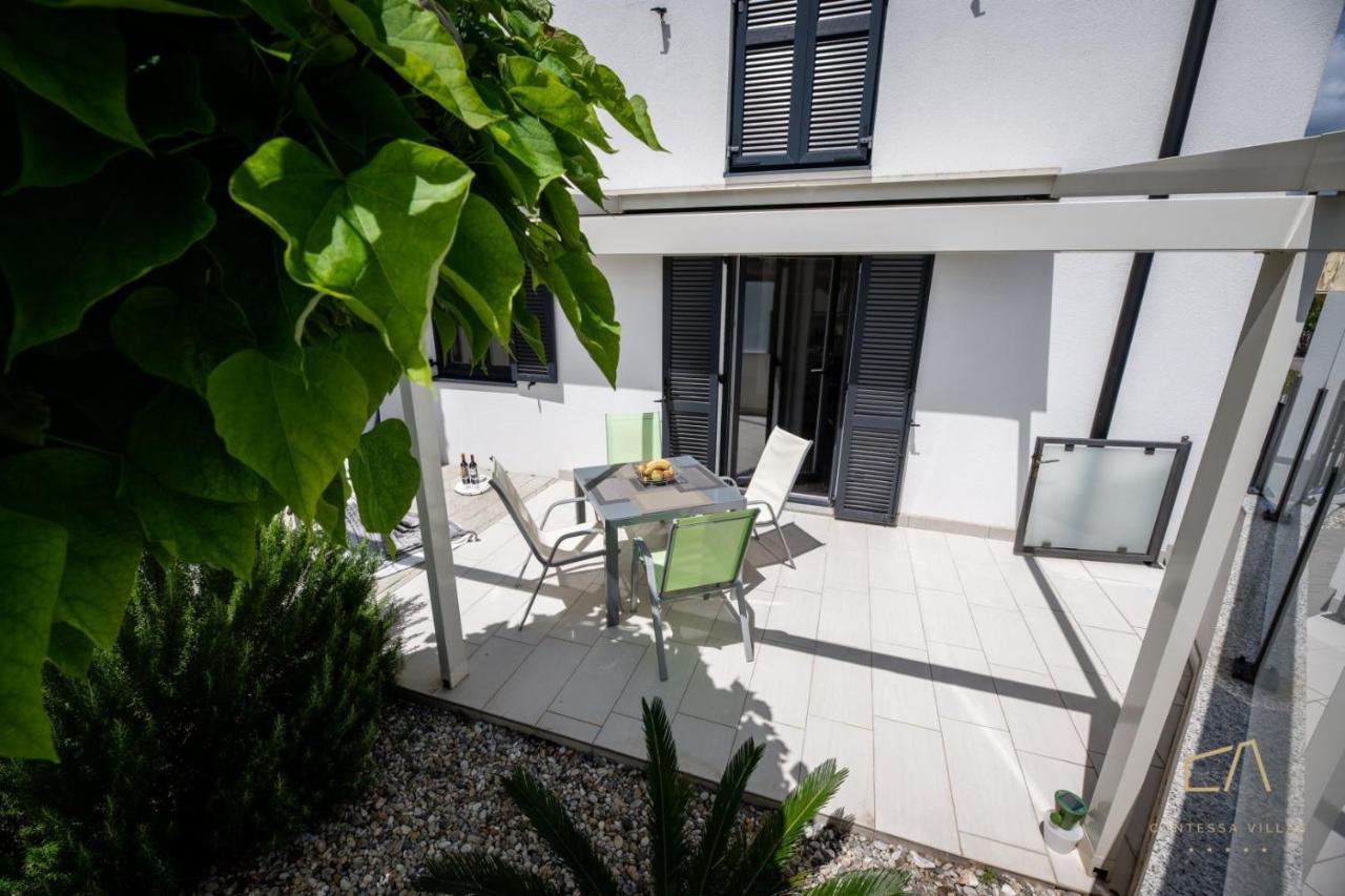 Apartments Iskra Malinska Ngoại thất bức ảnh