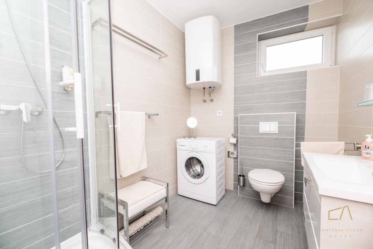 Apartments Iskra Malinska Ngoại thất bức ảnh