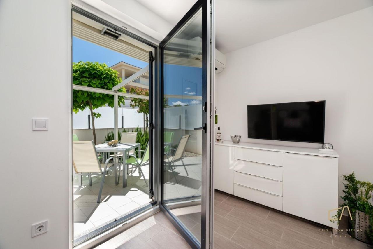 Apartments Iskra Malinska Ngoại thất bức ảnh